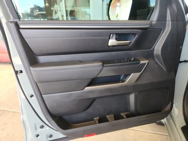 Certified Used 2025  Toyota SR5 image 15