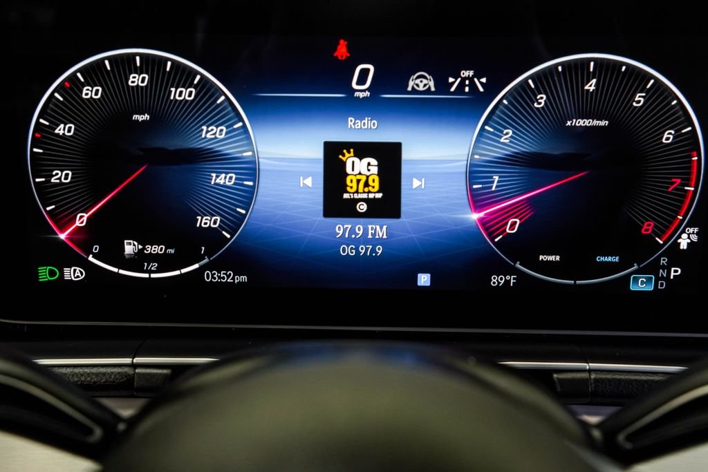 Used 2025 Black Mercedes-Benz GLS 450 image 38