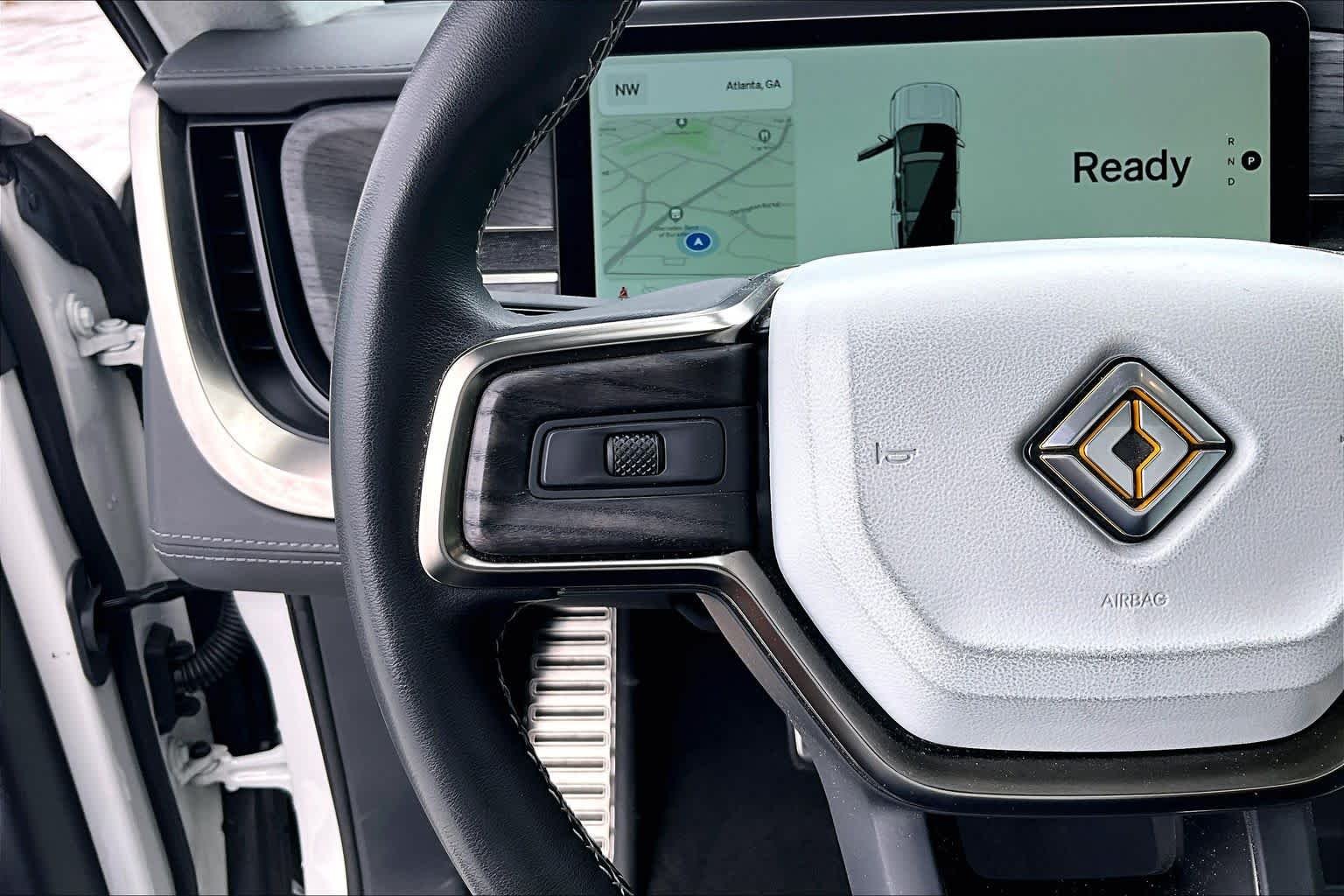 Used 2023 Glacier White Rivian Launch Edition image 22