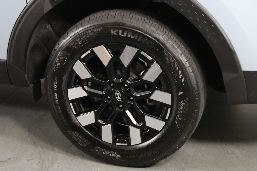 Certified Used 2025 Blue Hyundai SE image 15