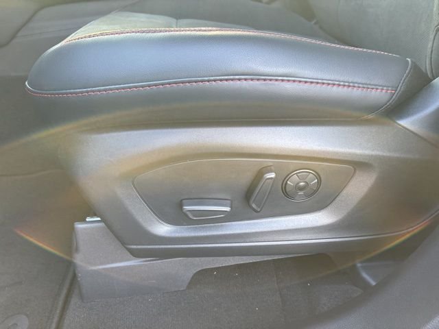 New 2026 Star White Metallic Tri-Coat Ford ST image 47