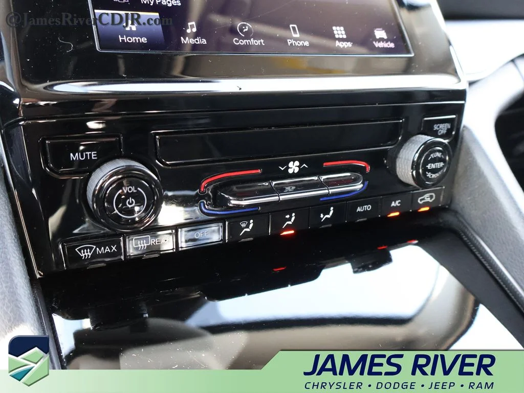 Used 2024 Red Jeep Laredo image 35