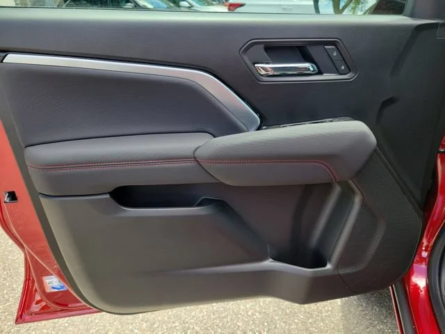 2026 Chevrolet Colorado Z71 - Photo 17
