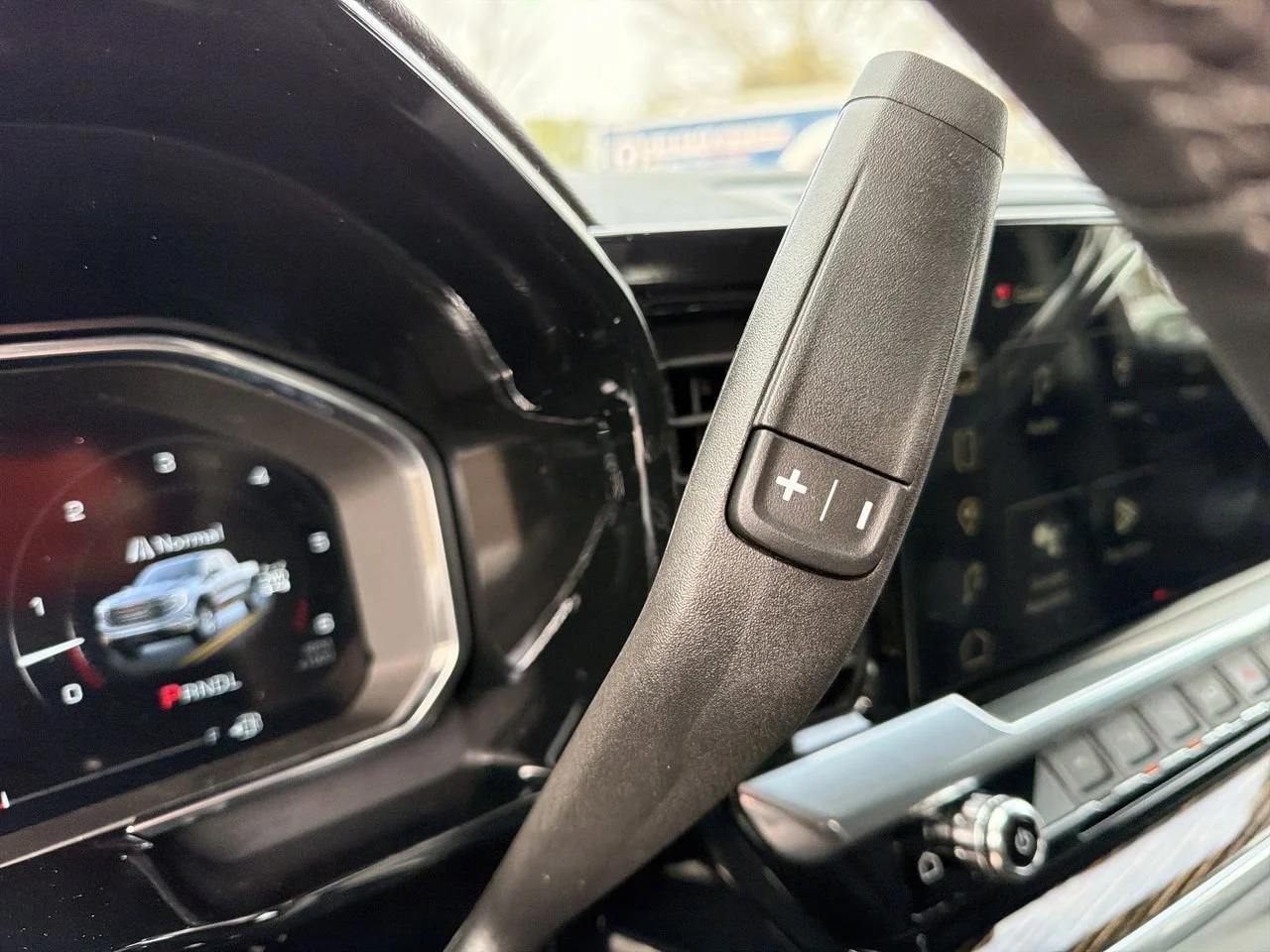 New 2026 Summit White GMC SLE image 14