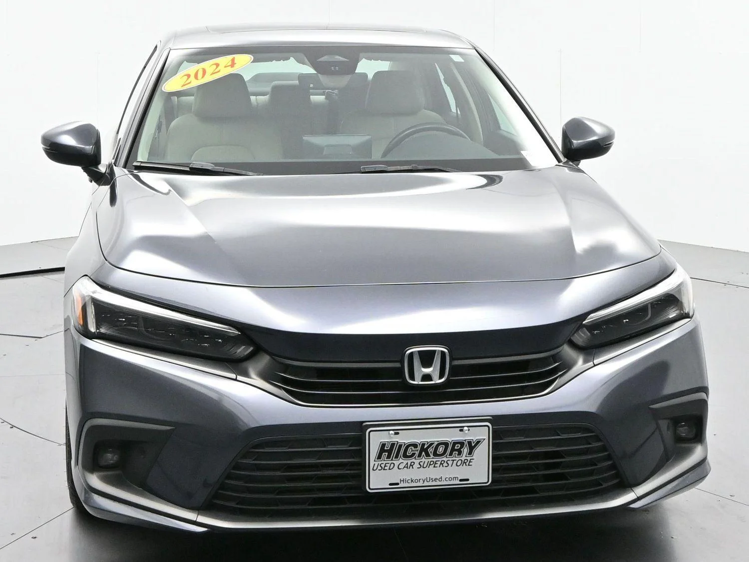 Used 2024 Meteorite Gray Metallic Honda Touring image 2