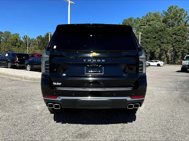 Used 2025 Black Chevrolet High Country image 5