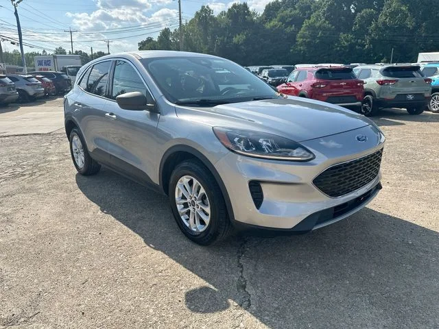 Used 2022 Silver Ford SE image 12