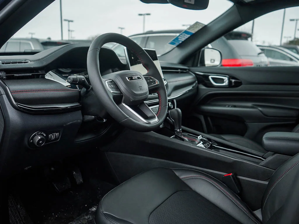 2026 Jeep Compass Trailhawk - Photo 18