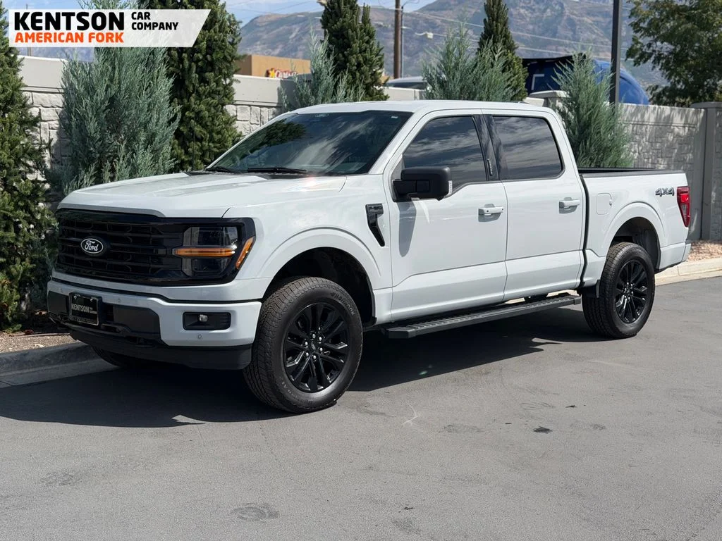 Used 2024 White Ford XLT image 3
