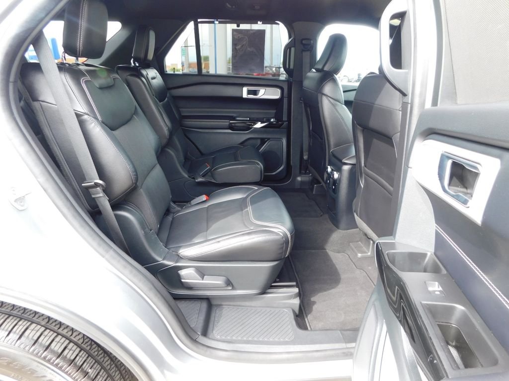 Used 2021 Silver Ford ST image 24
