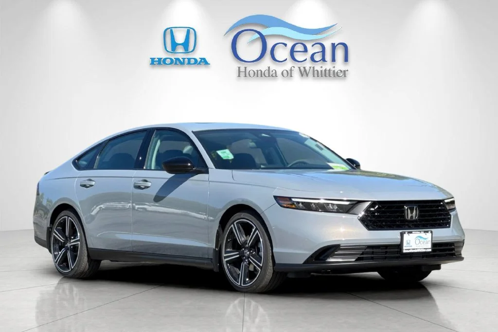 New 2026 Urban Gray Pearl Honda SE image 2