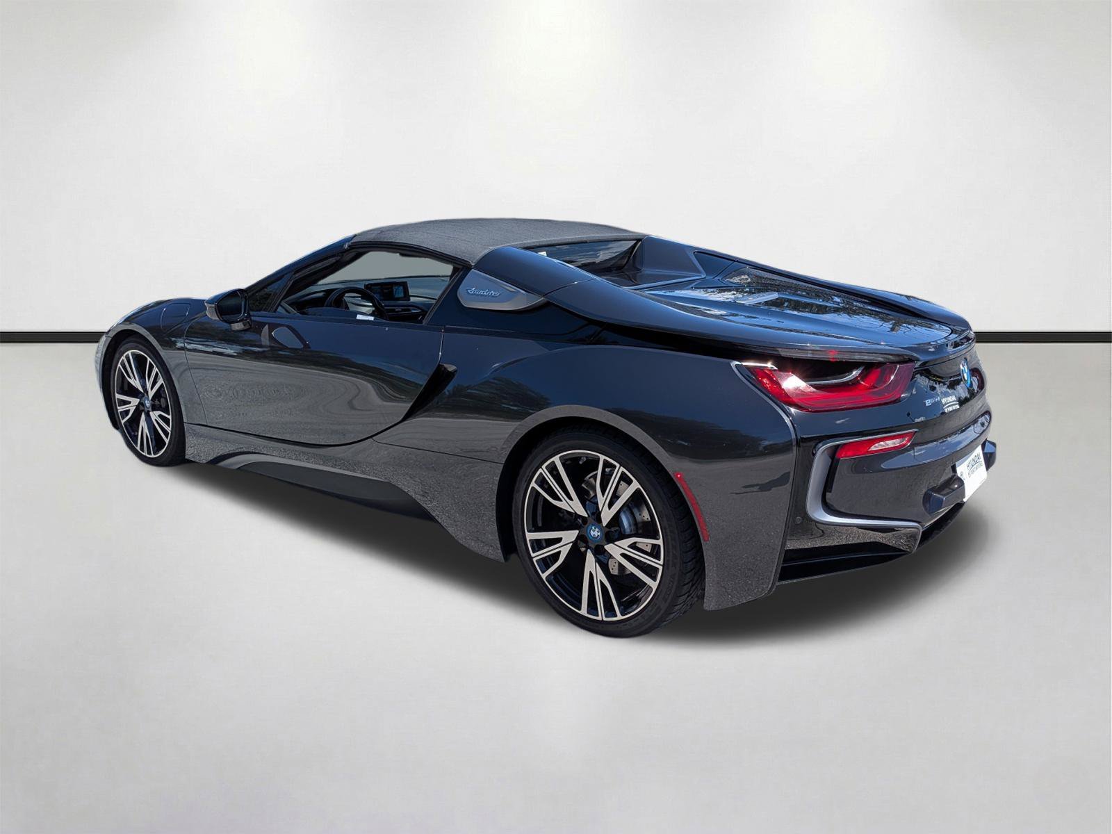 Used 2019 Sophisto Gray Metallic w/Frozen Gray Accent BMW Base image 6