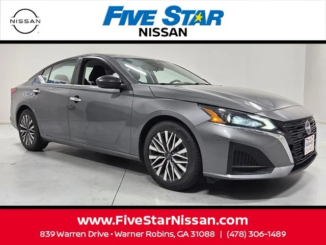 2024 Nissan Altima SV