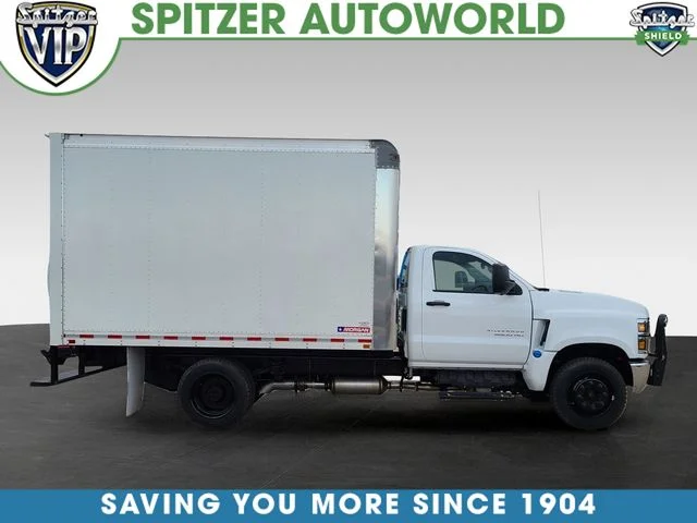 Used 2023 White Chevrolet 1WT image 4