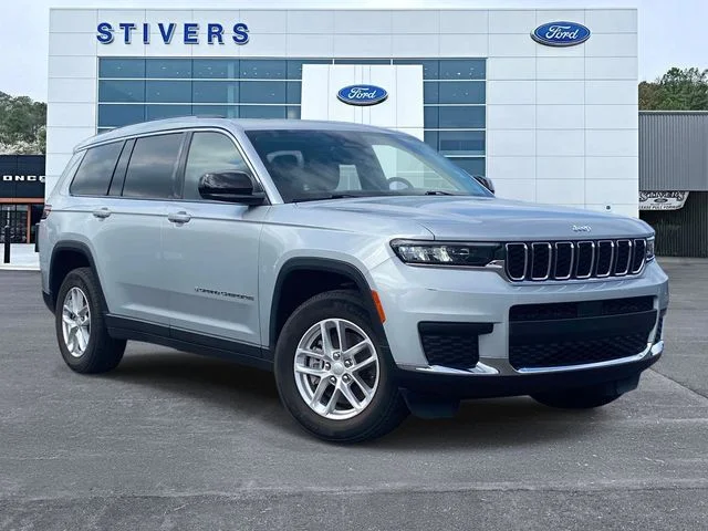 2023 Jeep Grand Cherokee L Laredo 4x4's photo