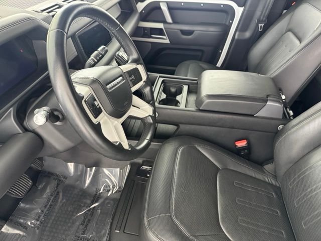 Used 2022 White Land Rover X-Dynamic HSE image 20