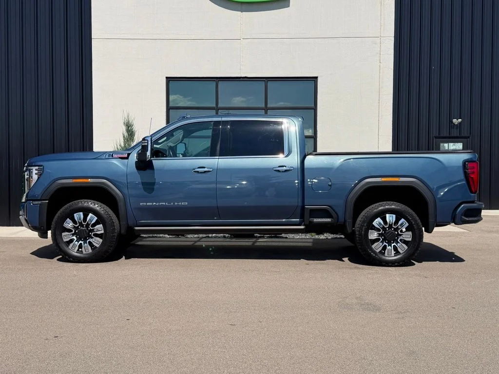 Used 2024 Blue GMC Denali image 2