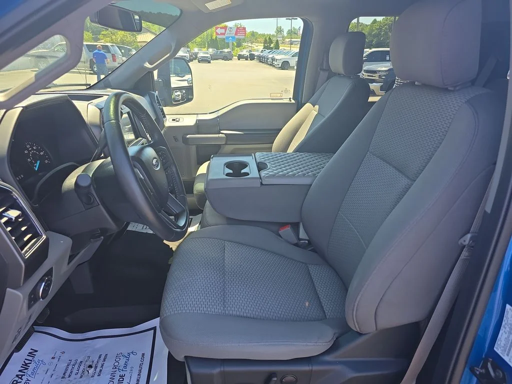 Used 2020 Blue Ford XLT image 9