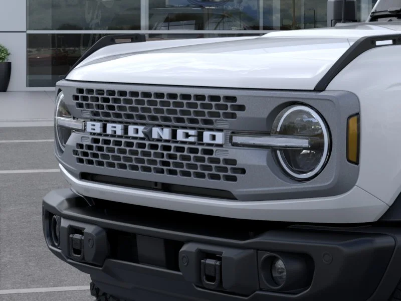 New 2026 Oxford White Ford Badlands® image 44