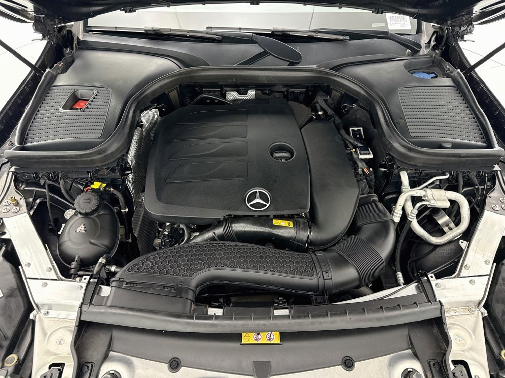 Certified Used 2022 Graphite Gray Metallic Mercedes-Benz GLC 300 image 27