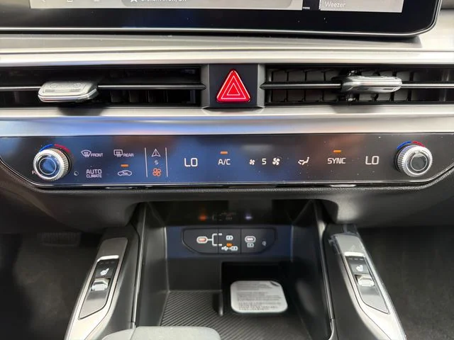 New 2026 Ivory Silver Kia EX image 14