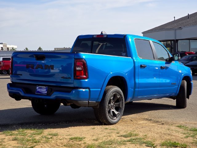 New 2026 Hydro Blue Pearl-Coat Exterior Paint RAM Big Horn/Lone Star image 33