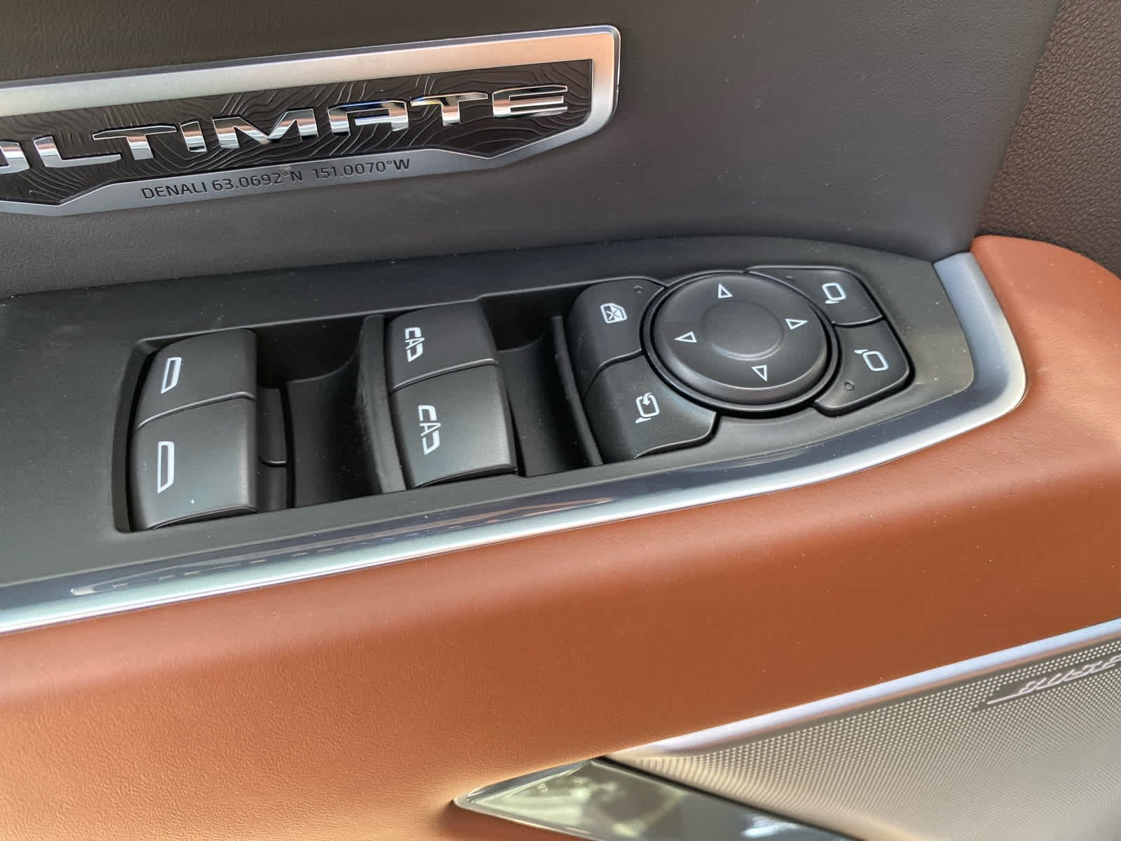 New 2026 Onyx Black GMC Denali Ultimate image 12