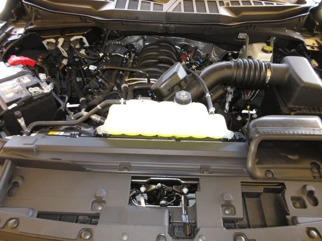 New 2026 Carbonized Gray Metallic Ford XLT image 28