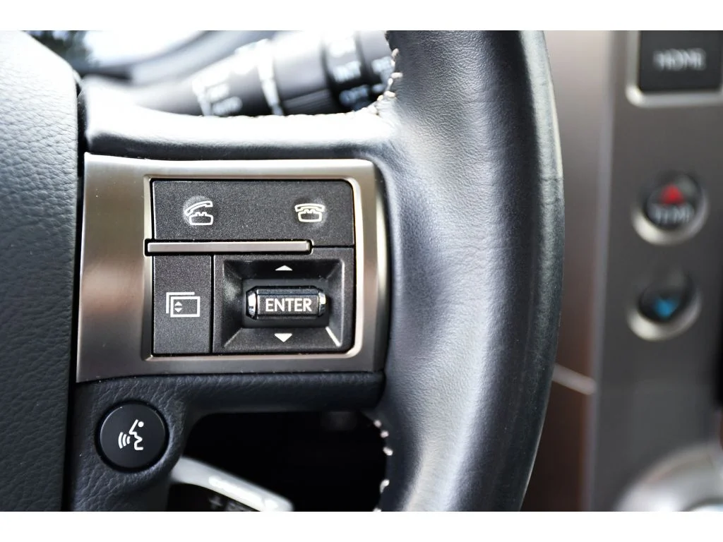 Used 2019 Silver Lining Metallic Lexus Premium image 33