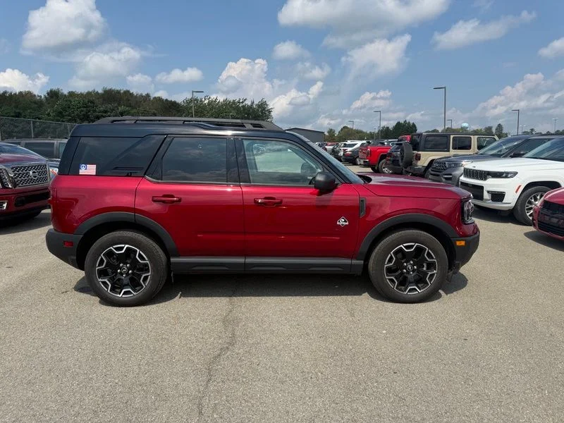 Used 2025 Red Ford Outer Banks image 13