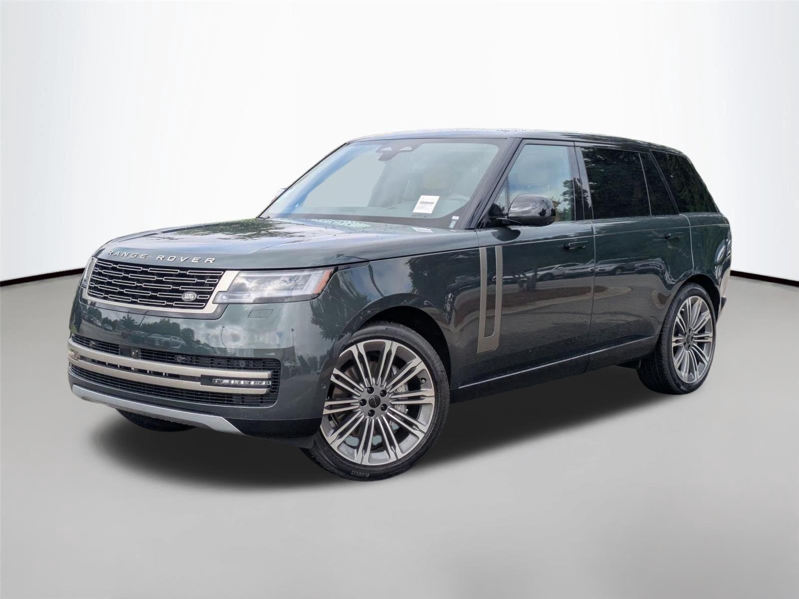 New 2026 Belgravia Green Land Rover SE image 1