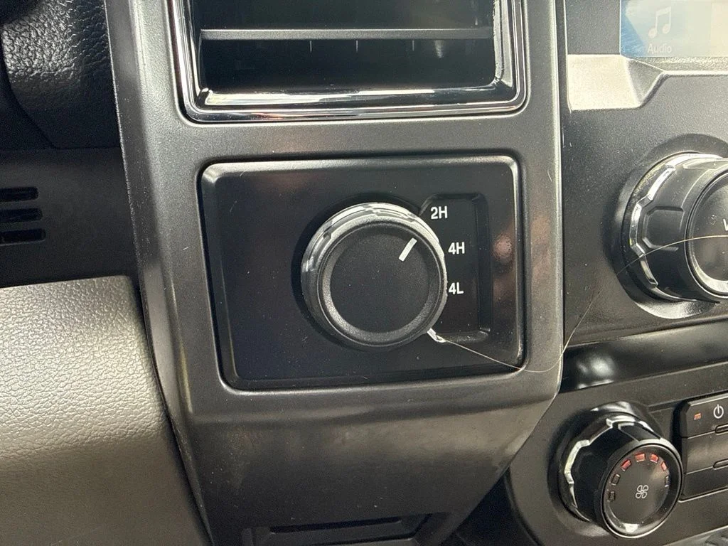 Used 2019  Ford XLT image 10
