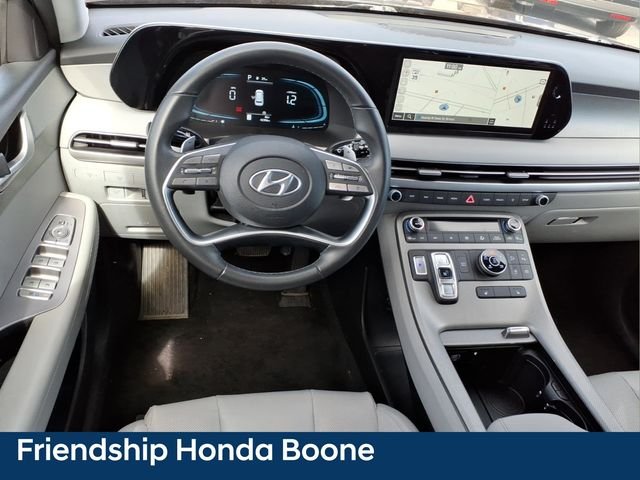 Used 2025 Red Hyundai SEL image 18
