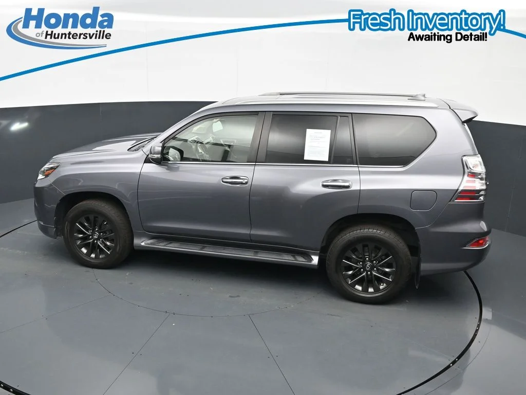 Used 2020 Gray Pearl Lexus 460 image 23