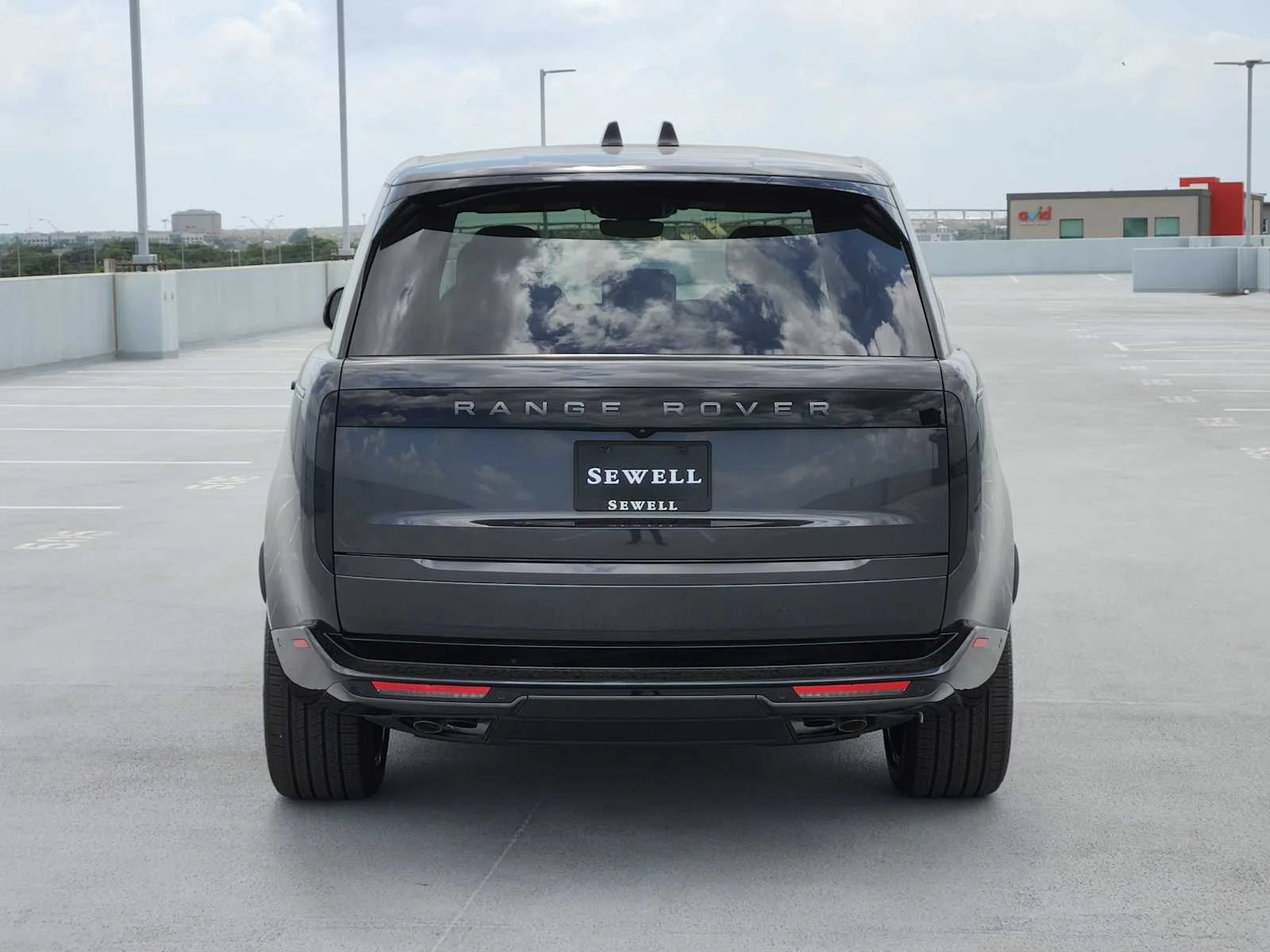 New 2026 Carpathian Grey LAND ROVER SE LWB 7-Seats / V8 image 6