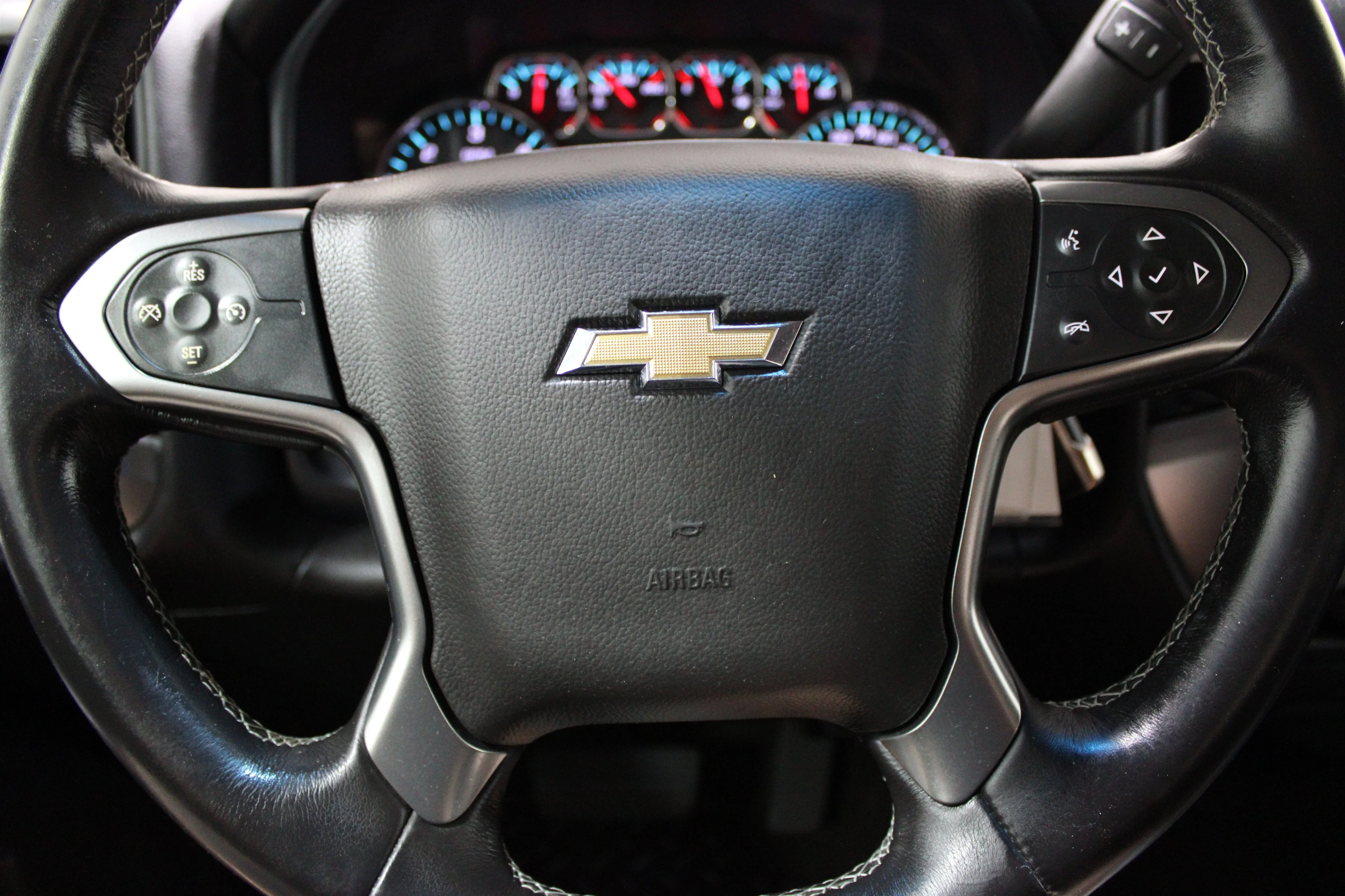 Used 2017 Red Hot Chevrolet LT image 9