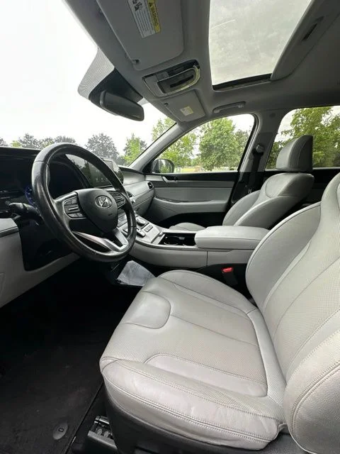 Used 2020 Moonlight Cloud Hyundai SEL image 17