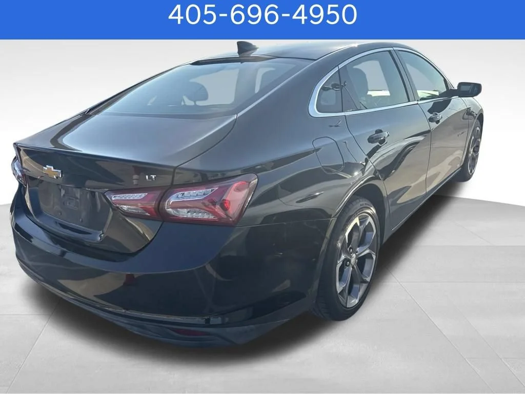 Pre-Owned 2021 Chevrolet Malibu LT