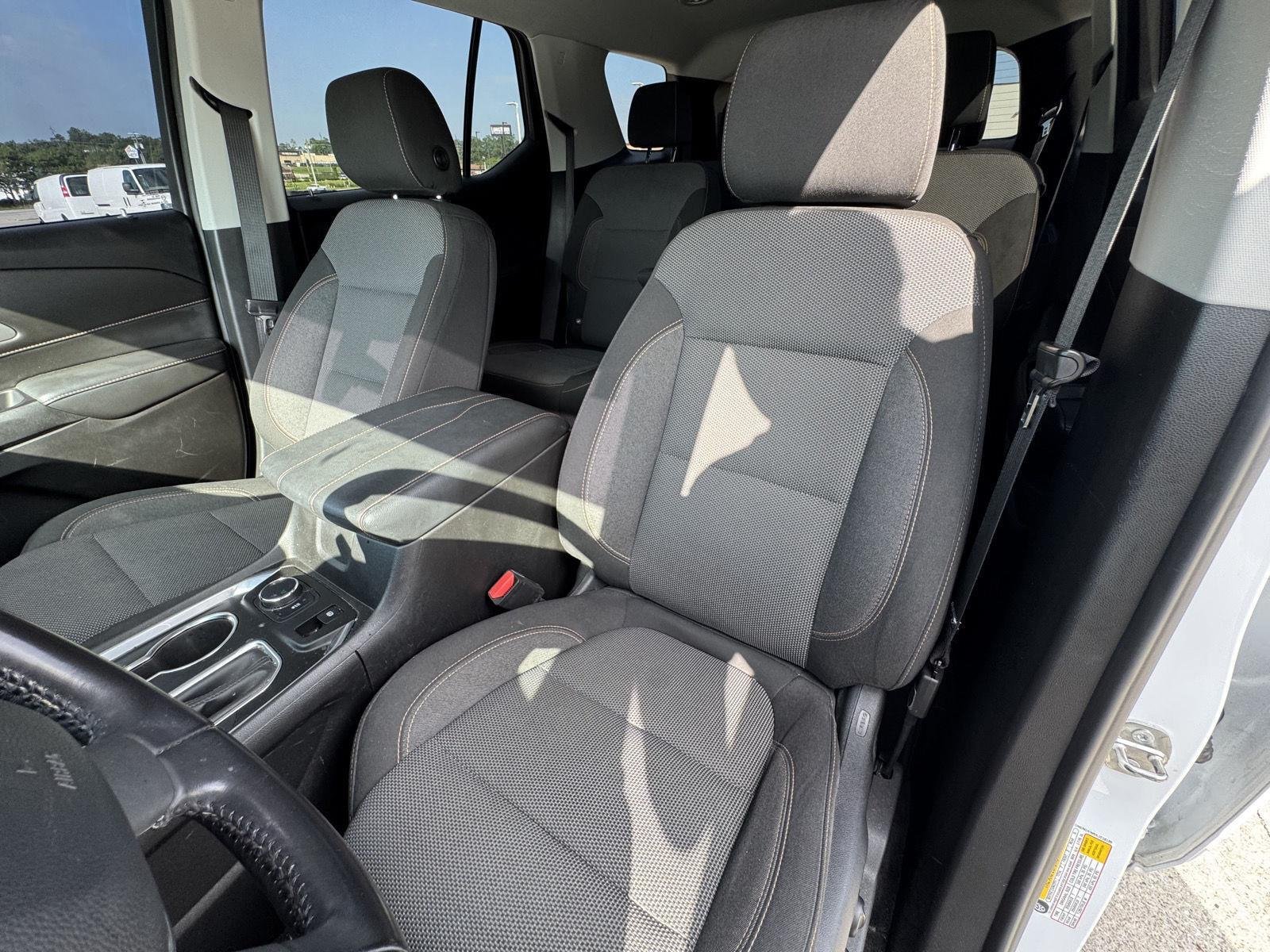 2019 Chevrolet Traverse 1LT - Photo 22