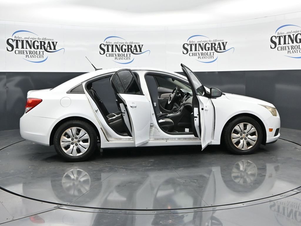 Used 2014 SUMMIT WHITE Chevrolet LS image 36