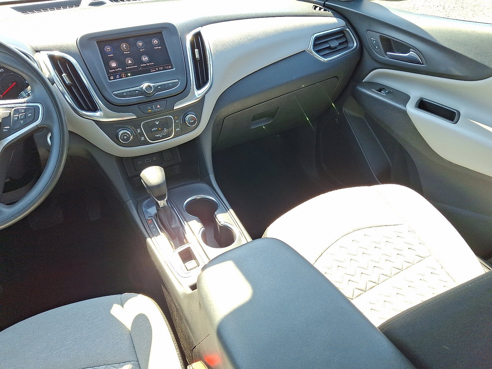2023 Chevrolet Equinox LS - Photo 12