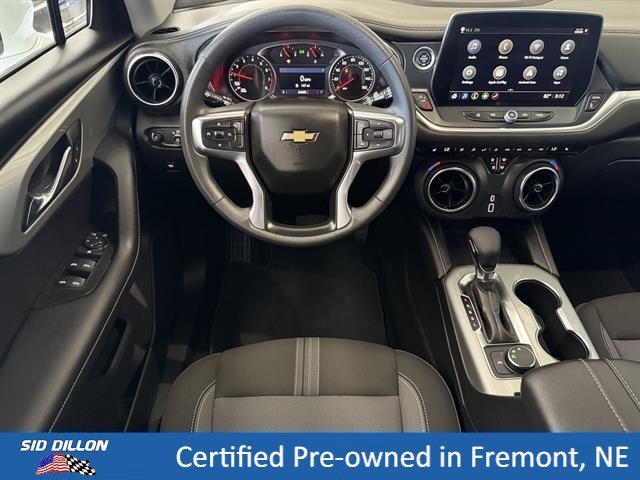Certified Used 2025 Summit White Chevrolet LT image 4