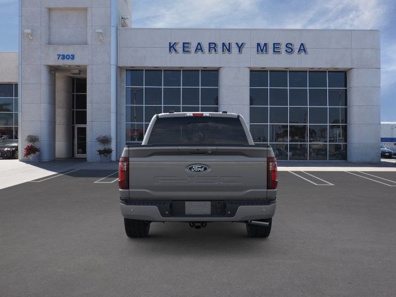 New 2026 Carbonized Gray Metallic Ford XLT image 5