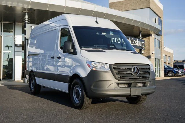 2025 Mercedes-Benz Sprinter 2500 144 WB HO's photo