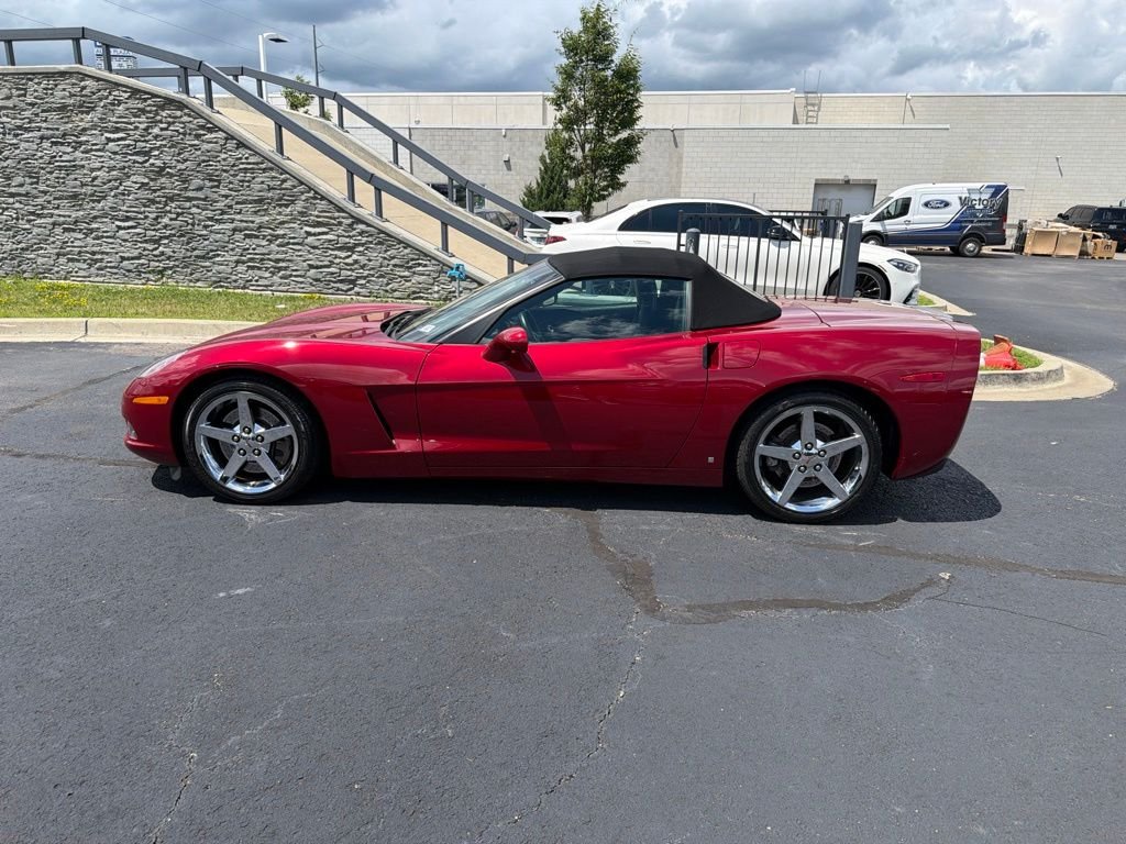 Used 2008 Red Chevrolet Base image 4