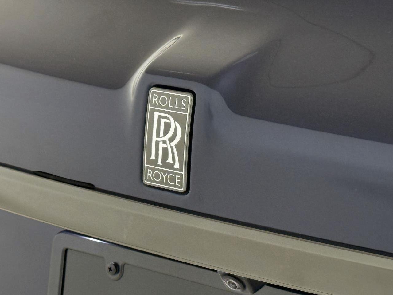 Used 2022 Midnight Blue Rolls-Royce Black Badge | Executive Rear Seating | Rear Entertainment image 47