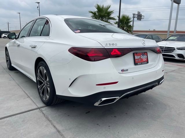 2025 Mercedes-Benz E-Class E350 - Photo 33