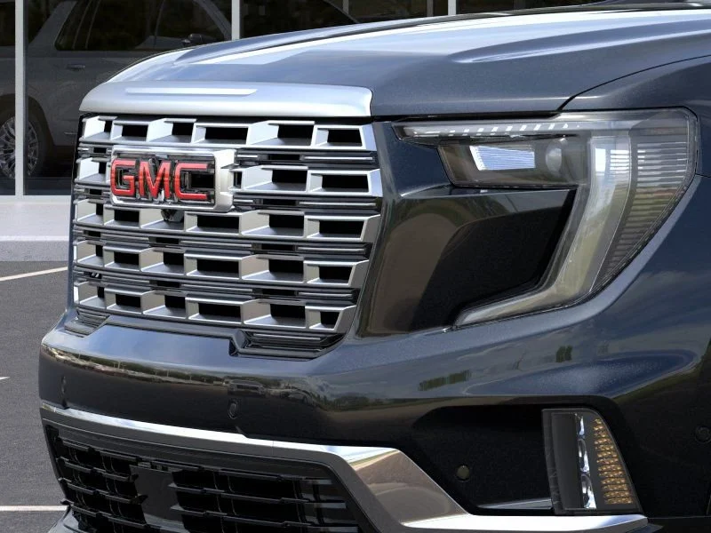 2026 GMC Acadia Denali - Photo 13