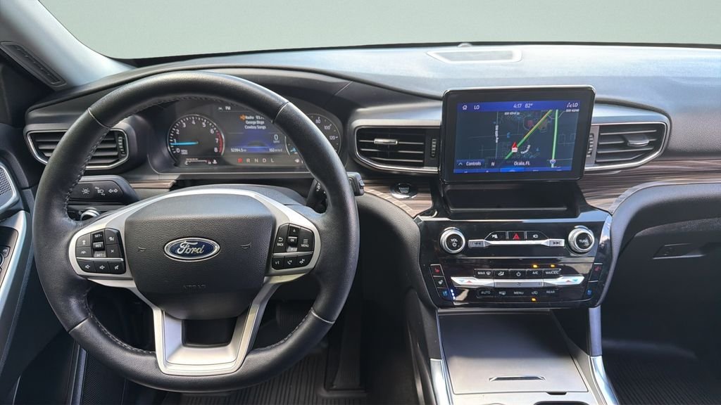 Used 2023 Blue Ford Limited image 19
