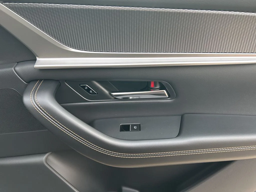 New 2026 Polymetal Gray Metallic Mazda 3.3 Turbo S Premium image 28
